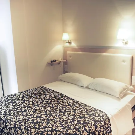 T2 Apartment *